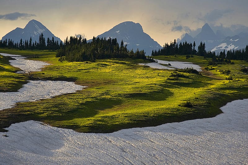 Glacier National Park: Crown of the Continent 1